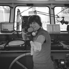 Franck Descollonges - HHV Mag Artist & Partner Vinyl Charts aus 2014