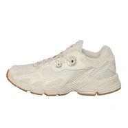 adidas astir white gum