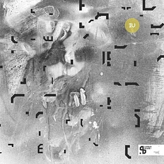 Housey Doingz - A Few & Far Between Iv