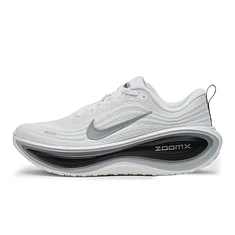 Nike - Vomero Plus