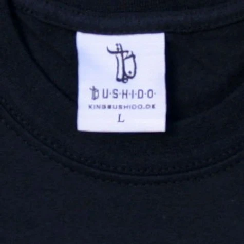 Bushido - Weißes B logo