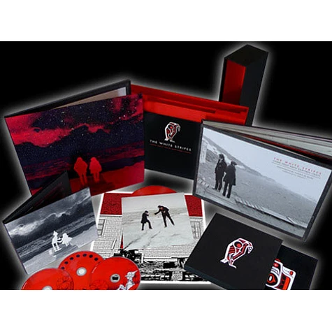 The White Stripes - Under Great White Northern Lights Deluxe Box