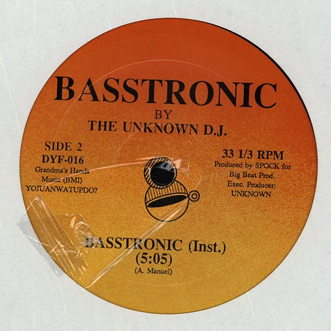 Unknown DJ - Basstronic