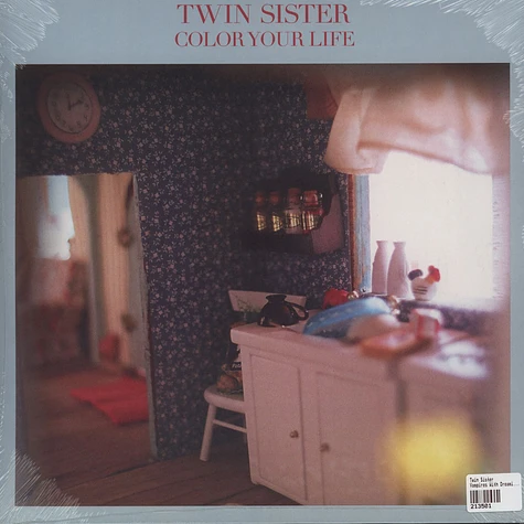 Twin Sister - Vampires With Dreaming Kids