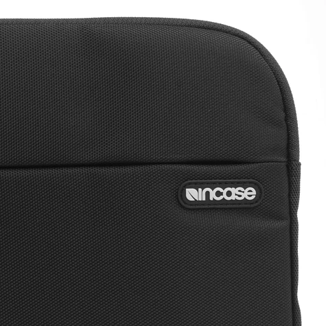 Incase - MacBook Nylon Protective Sleeve 15 Inch