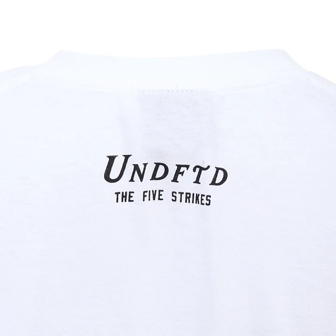 Undefeated - Yale T-Shirt