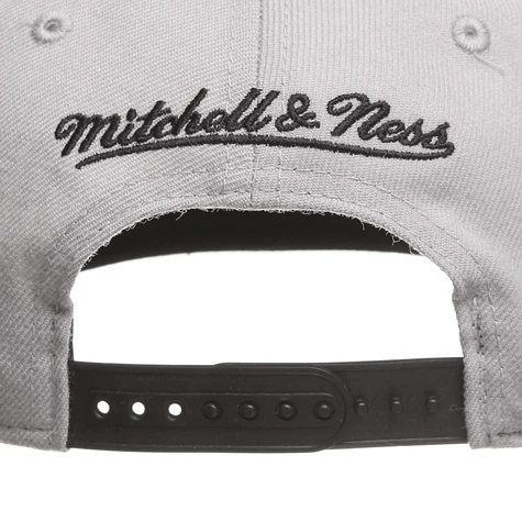 Mitchell & Ness - Los Angeles Kings NHL 2 Tone Script Snapback Cap