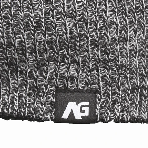 Analog - Turn Beanie