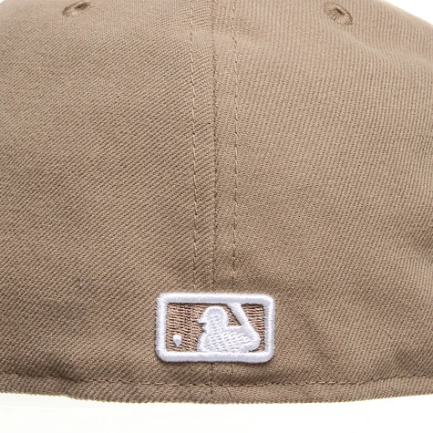 New Era - Boston Red Sox League Basic MLB Cap