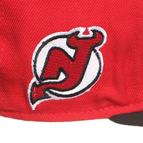 Mitchell & Ness - New Jersey Devils NHL Wool 2 Tone Snapback Adjustable Cap