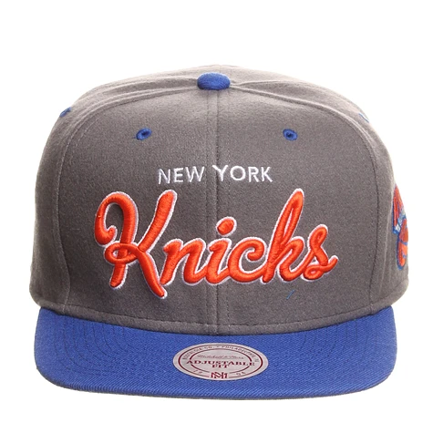 Mitchell & Ness - NY Knicks NBA Melton Script Snapback Cap