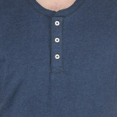 Carhartt WIP - Henley T-Shirt