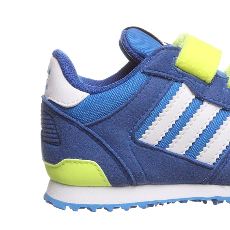 adidas - ZX 700 CF I