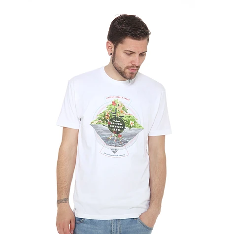 LRG - Lifted Vacation Club Slim Fit T-Shirt