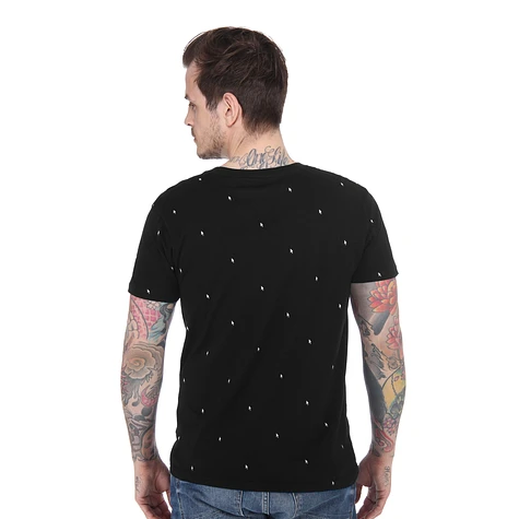 Cheap Monday - Arrow AOP T-Shirt