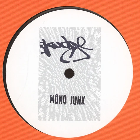 Mono Junk - Skudge White 010