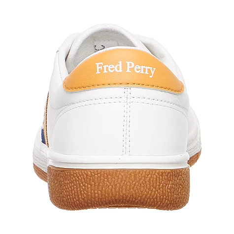 Fred Perry - B1 Fred Perry Sports Authentic Tennis Shoe Leather