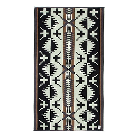 Pendleton - Oversized Jacquard Spa Towel
