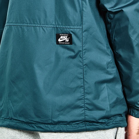 Nike SB - Shield Jacket