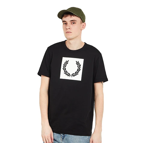 Fred Perry - Printed Laurel Wreath T-Shirt