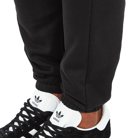 adidas Skateboarding - Tech Sweatpant