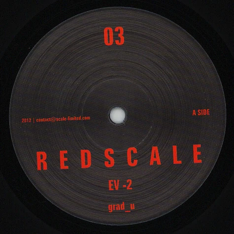 Grad_U - Redscale 03