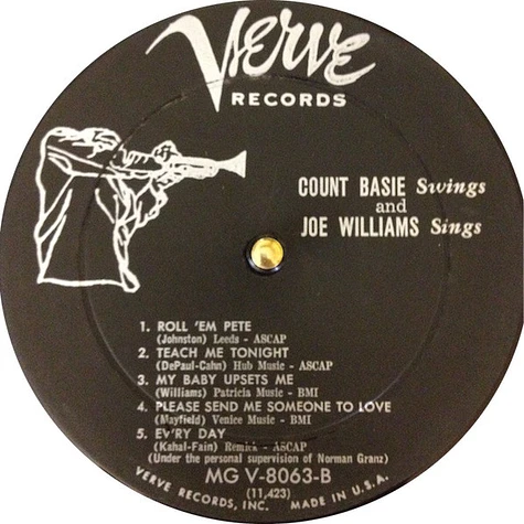 Count Basie / Joe Williams - Count Basie Swings Joe Williams Sings