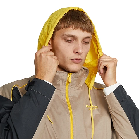 Reebok - Classics Trail Windbreaker