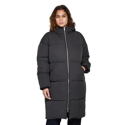 Embassy of Bricks and Logs - Elphin Puffer Coat