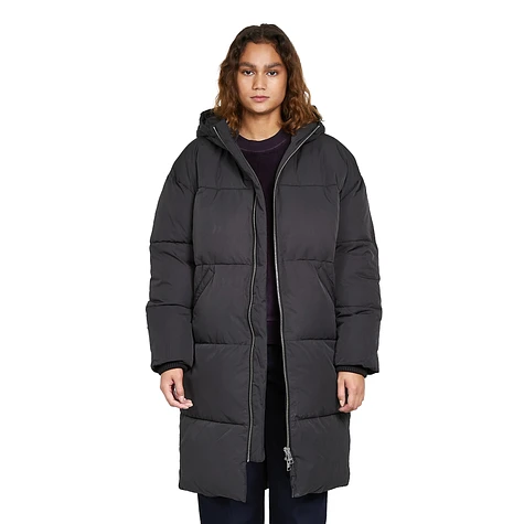 Embassy of Bricks and Logs - Elphin Puffer Coat