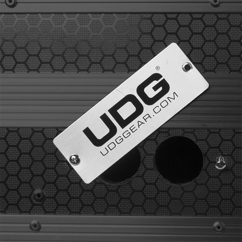 UDG - Ultimate Flight Case NI Kontrol S4 MK3 Plus (Laptop Shelf)