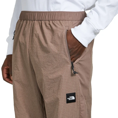 The North Face - Convin Pant (Deep Taupe) | HHV