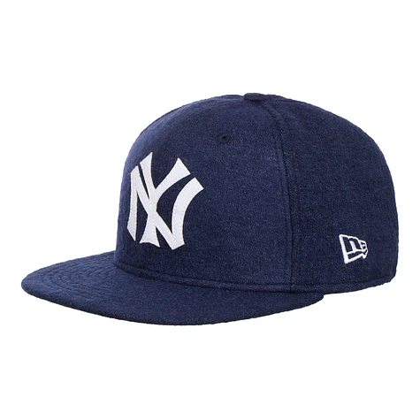 New Era UO Exclusive 59FIFTY New York Yankees Wool Fitted Hat
