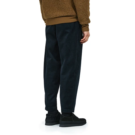 Fred Perry - Cropped Cord Trouser
