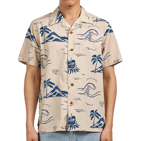 Nudie Jeans - Arvid Waves Hawaii Shirt