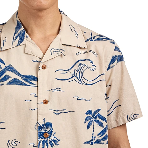 Nudie Jeans - Arvid Waves Hawaii Shirt