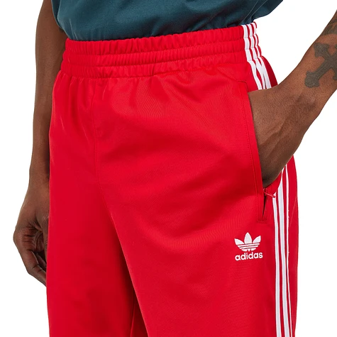 adidas - Adicolor Firebird Shorts