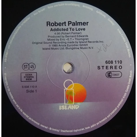 Robert Palmer - Addicted To Love