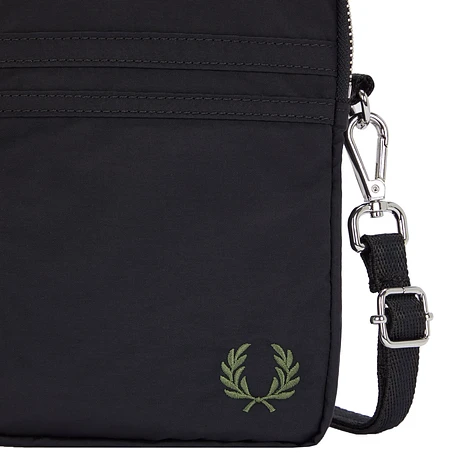 Fred Perry - Nylon Twin Tipped Small Bag