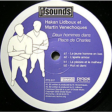 Håkan Lidbo Et Martin Venechoques - Deux Hommes Dans Place De Charles