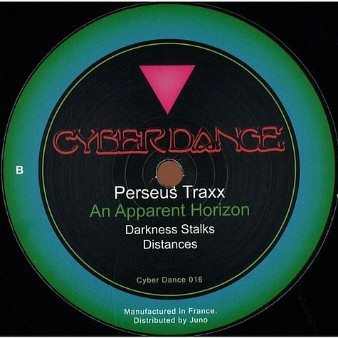 Perseus Traxx - An Apparent Horizon