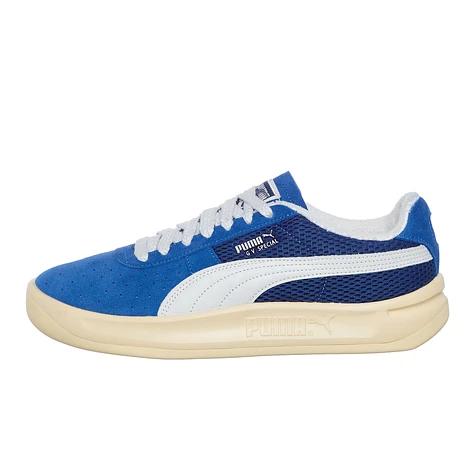 Puma GV Special Laundry Boys II (Clyde Royal Creamy Vanilla) HHV - Main Image