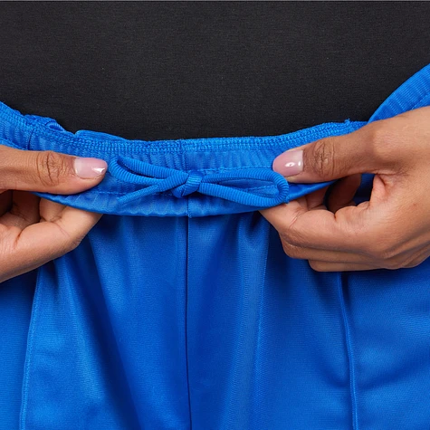 adidas - Firebird Shorts
