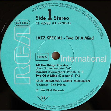 Paul Desmond / Gerry Mulligan - Two Of A Mind