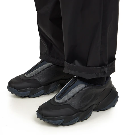 Goldwin - Pertex Equilibrium Wind Pants (Black) | HHV