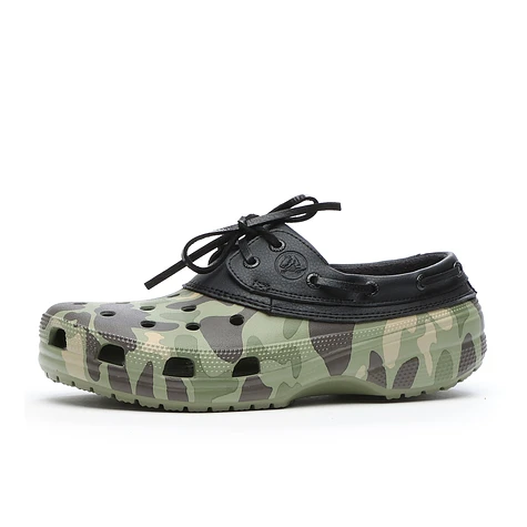 Crocs - Classic Duck Camo Boat Shoe