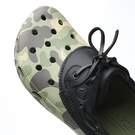 Crocs - Classic Duck Camo Boat Shoe