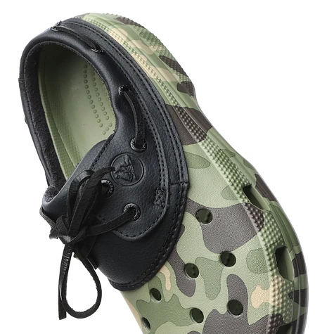 Crocs - Classic Duck Camo Boat Shoe