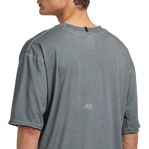 Oakley - Latitude Veil Tee