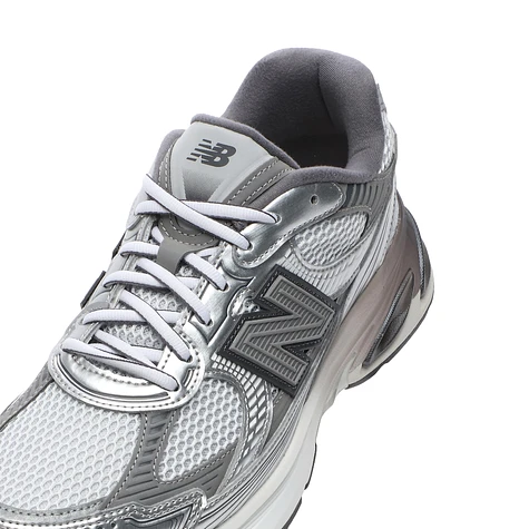 New Balance - U2010